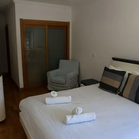 Apartment Benfica Family House *
