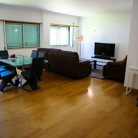 Benfica Family House Apartment